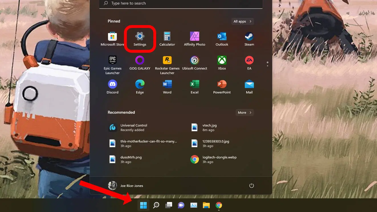 Screenshot des Windows 11-Desktops mit der Einstellungs-App im Startmenü