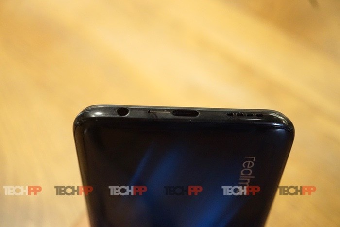 Realme 6 Pro Review: Do not go by the name, this has the X factor! - realme 6 pro review 4