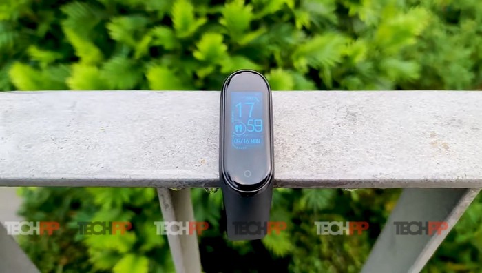 Realme Watch vs Mi Band 4: Is it Worth Paying Extra? - mi band 4 review 8