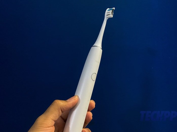 Realme M1 Sonic Electric Toothbrush Review: Is it the Real deal? - realme m1 toothbrush review 4