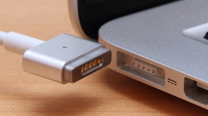 What is MagSafe on the iPhone 12 and How does it work? - magsafe macbook