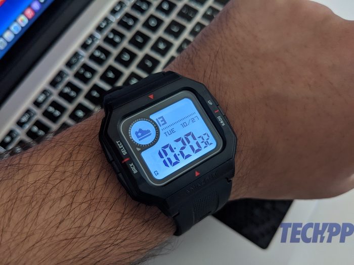 Amazfit Neo Review: A HeterogeNEOus Smartwatch with a Retro Look - amazfit neo review 4 rotated