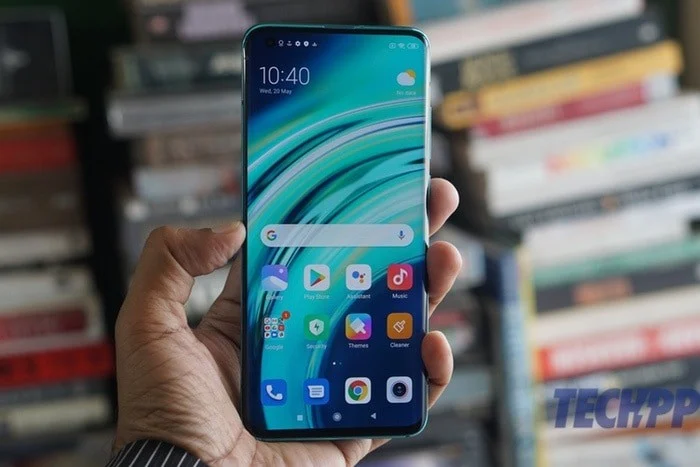 From the Nord to the Lite to the Max to the Pro: The Top Ten Phones of 2020 - mi 10 review display