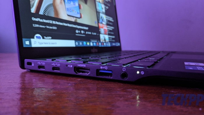 Fujitsu UH-X Review: A Feather in the Laptop Nest - fujitsu uh x review 10