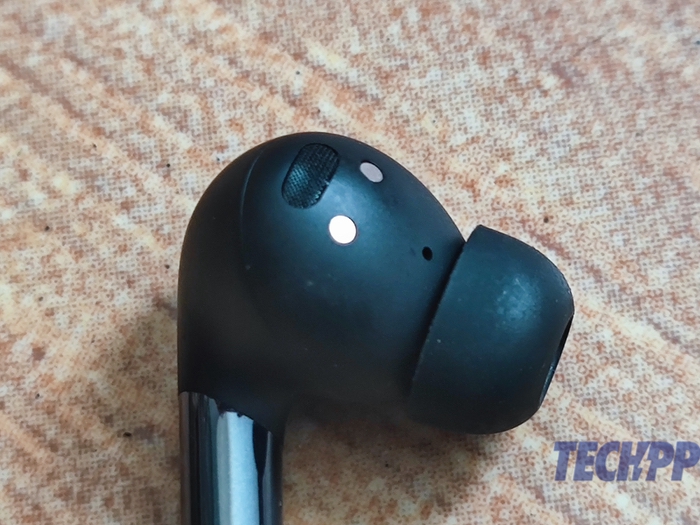 OnePlus Buds Pro Review: Getting into the Premium TWS League - oneplus buds pro review 12