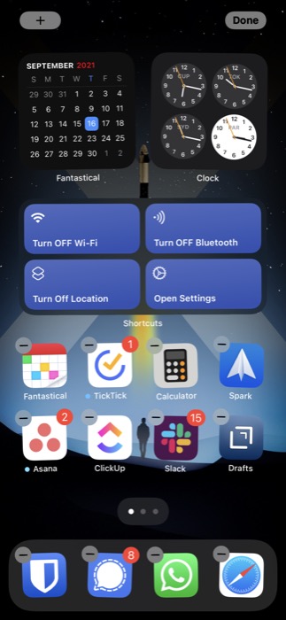 organize iPhone home screen