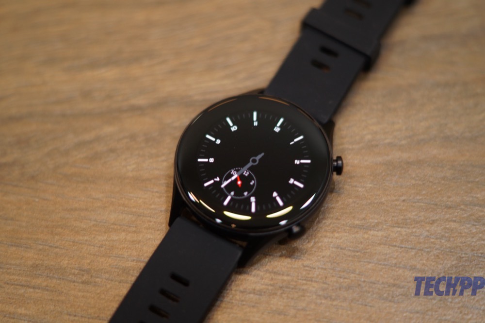 Titan Smart Pro Review: A Feature-Rich Wearable Short on Smartwatch Essentials - Titan Smart Pro review display