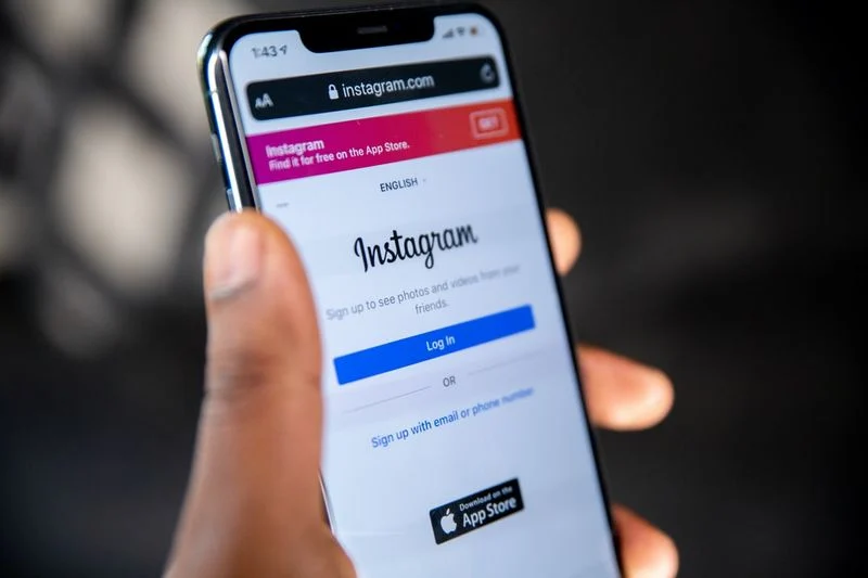 10 Best Ways to Fix Instagram Keeps Logging Out Issue - Instagram keeps logging out