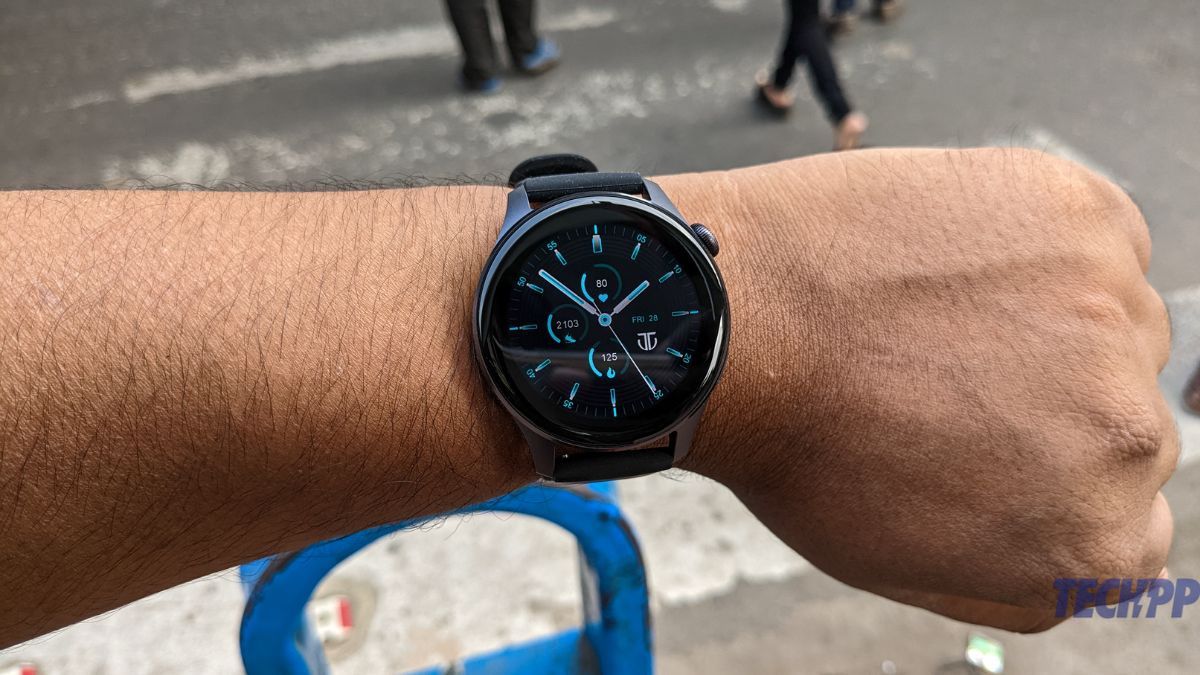 titan talk smartwatch review