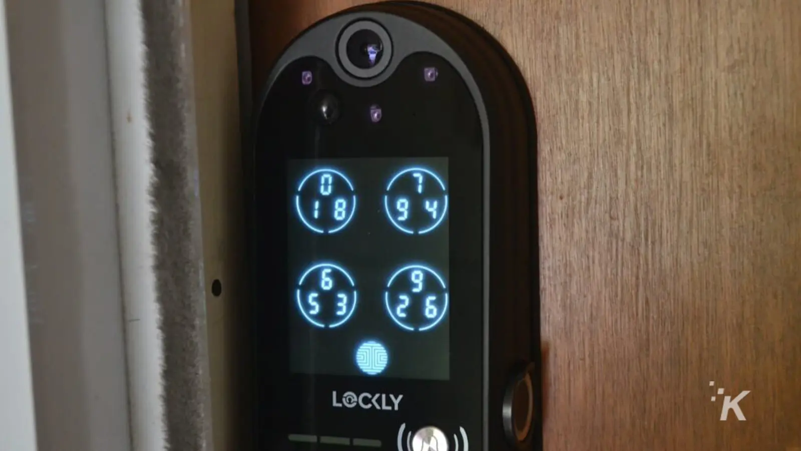 Lockly Vision Elite Türschloss Nahaufnahme mit Pin Genie