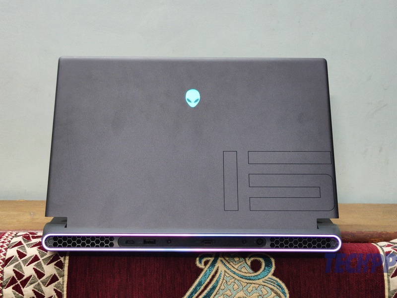 dell alienware m15 r7 review: premium but not perfect - dell alienware m15 r7 review 9