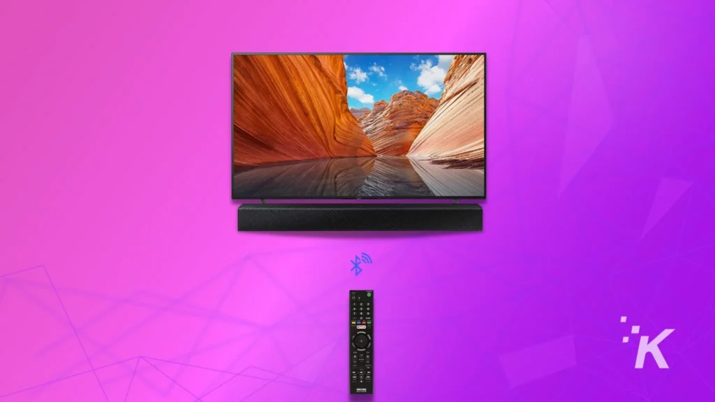 Mando a distancia bluetooth y sony tv sobre fondo morado