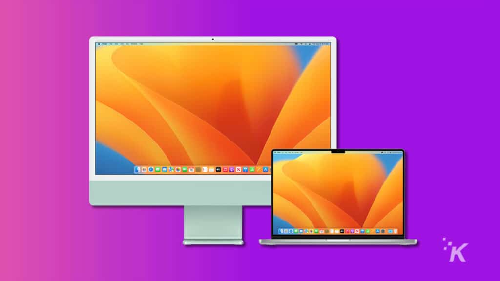 Dizüstü bilgisayarda ve ekranda Macbook Ventura OS