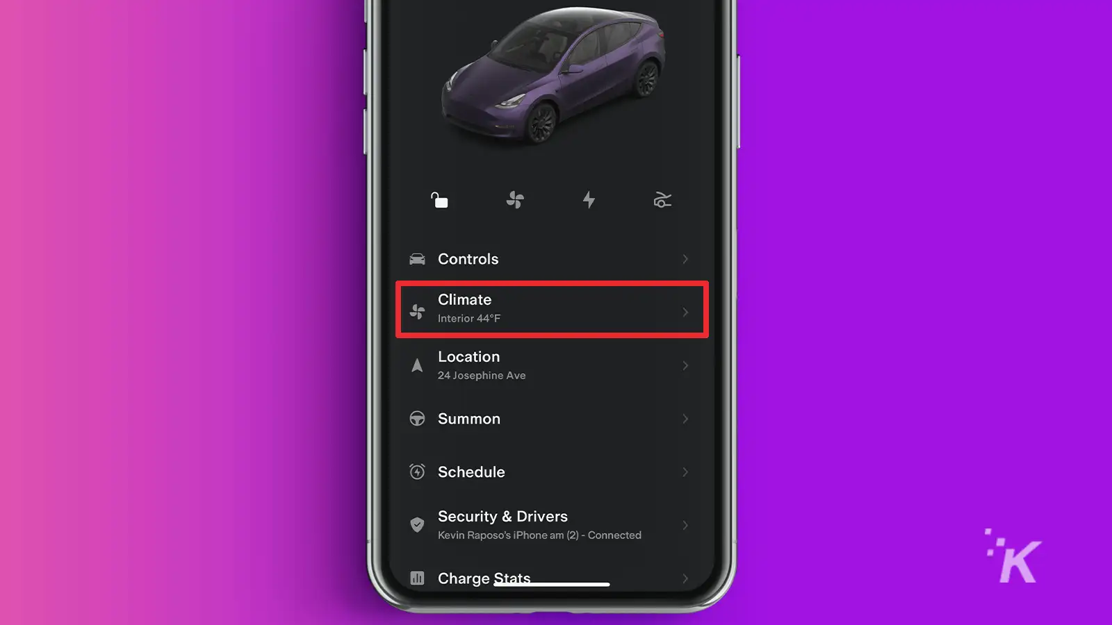 تطبيق Tesla في iPhone مع مستطيل في علامة تبويب المناخ