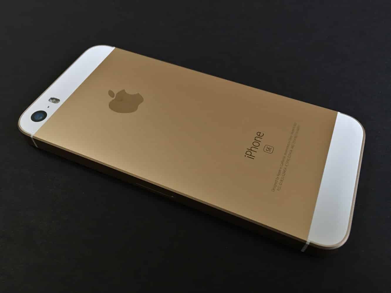 รีวิว: Apple iPhone SE