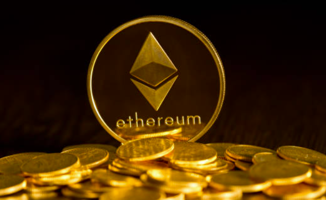 العقود الذكية والتطبيقات اللامركزية (DApps) على Ethereum