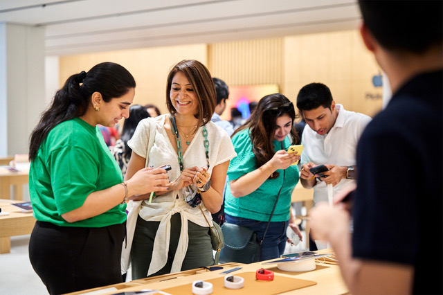 the apple store: a few dollars more? love actually! - apple saket delhi india opening day customer trying apple watch