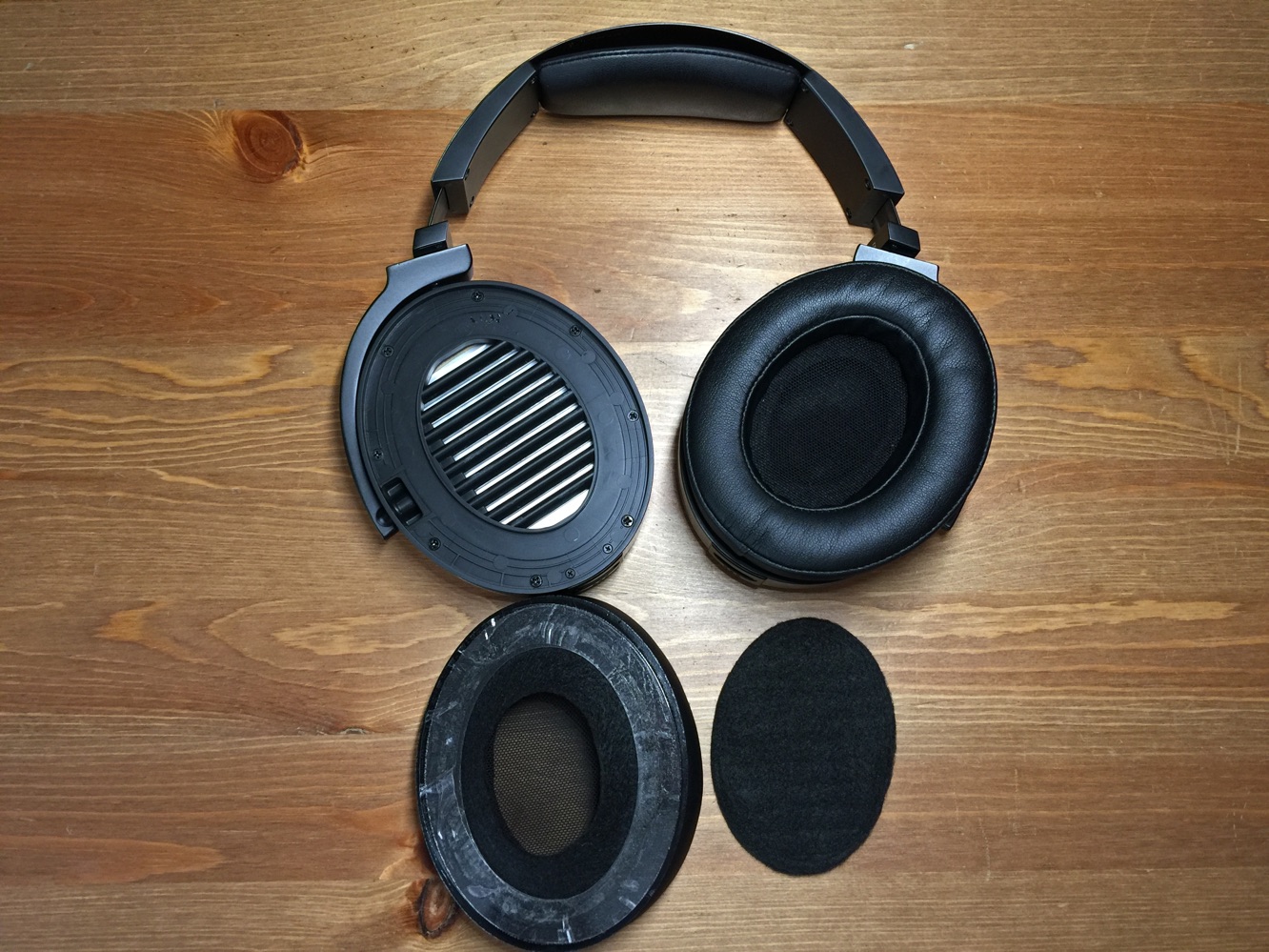 Ulasan: Audeze EL-8 Titanium Over-Ear Headphone