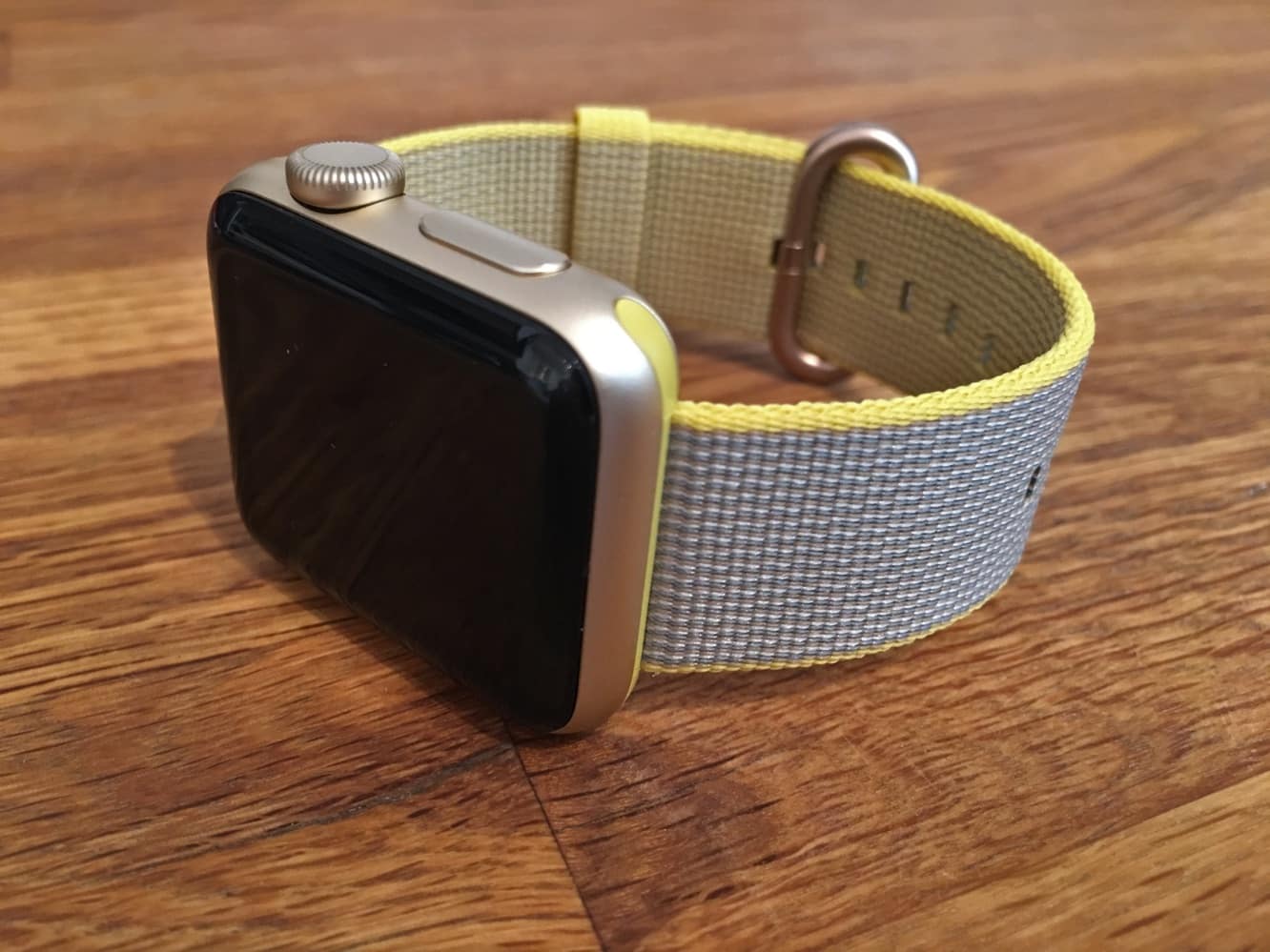 검토: Apple Watch 시리즈 2