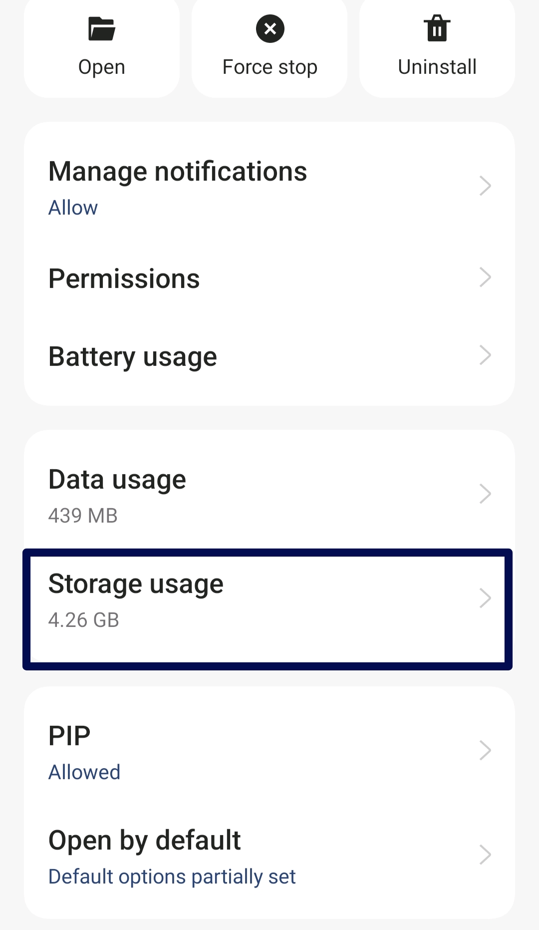 storage usage in the whatsapp info section
