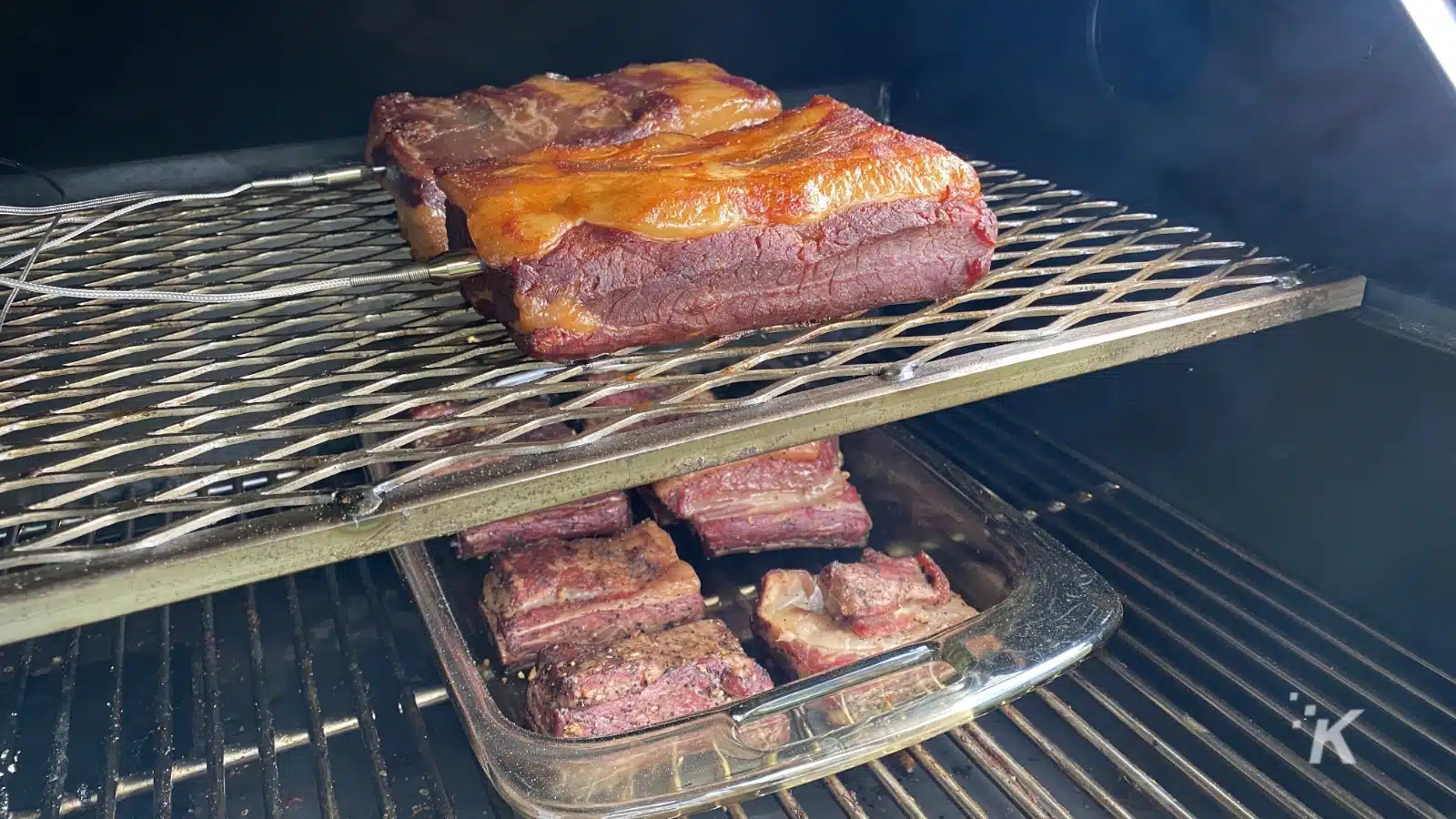 约德颗粒烧烤炉熏肉