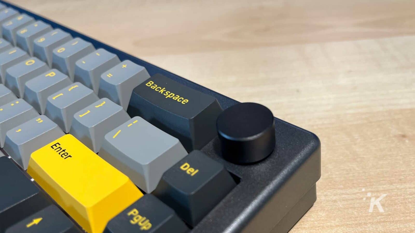 Mechanische Tastatur EPOMAKER EK68