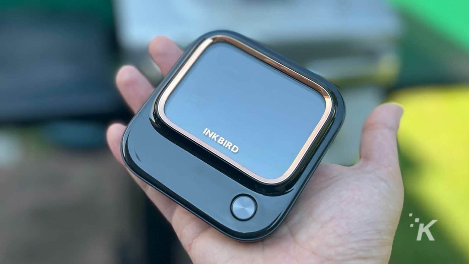 Inkbird ibt-26s เครื่องวัดอุณหภูมิบาร์บีคิวอัจฉริยะในมือ