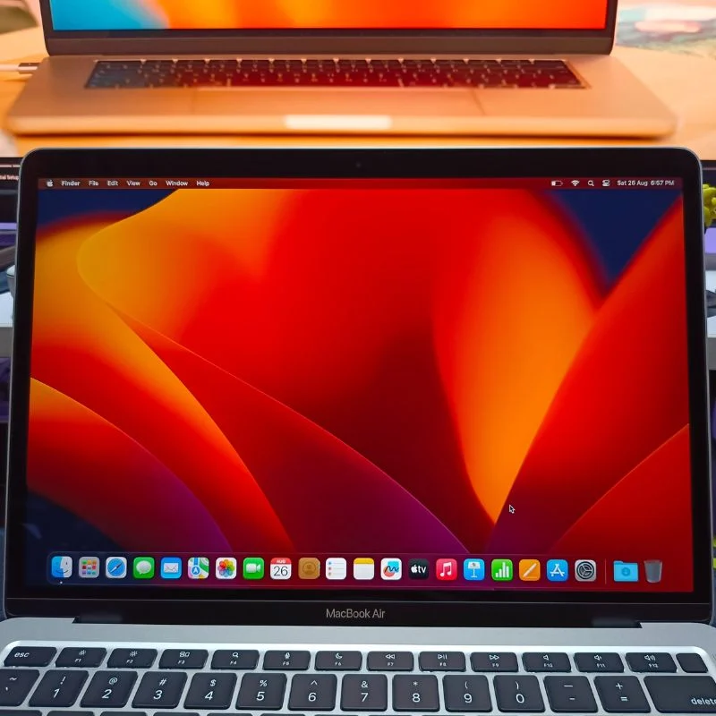 macos desktop on new macbook