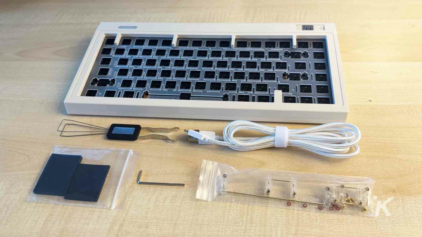 Epomaker ek75 melalui kit keyboard mekanis kit