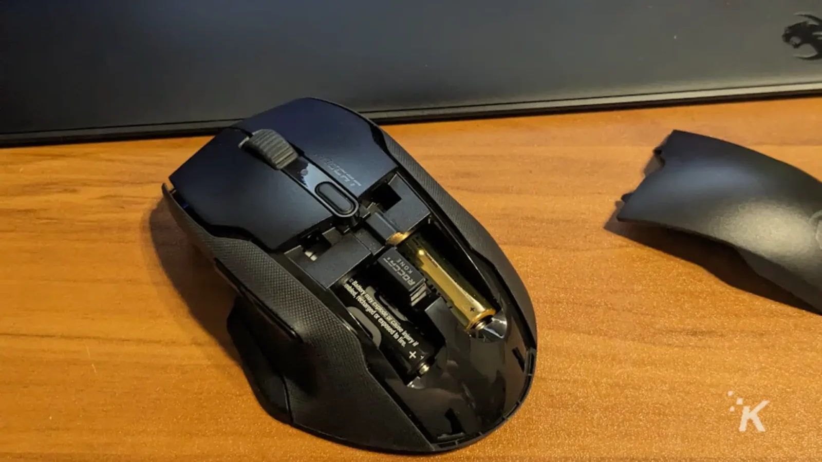 Roccat kone air wireless mouse with battery cover open