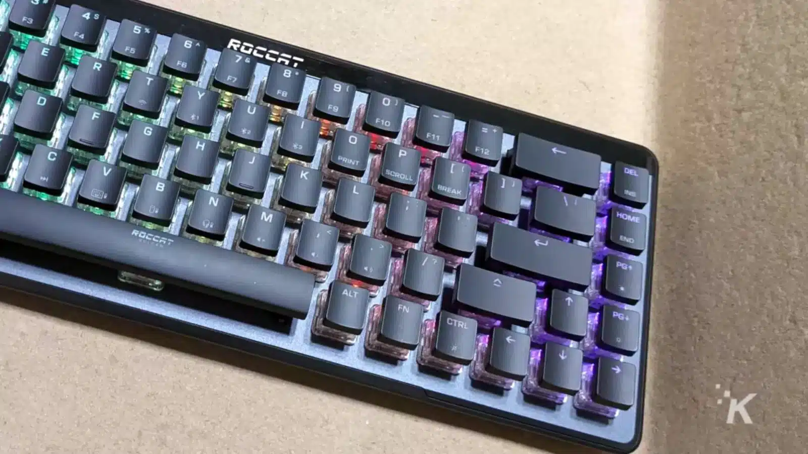 Roccat vulkan ii mini air mechanical keyboard