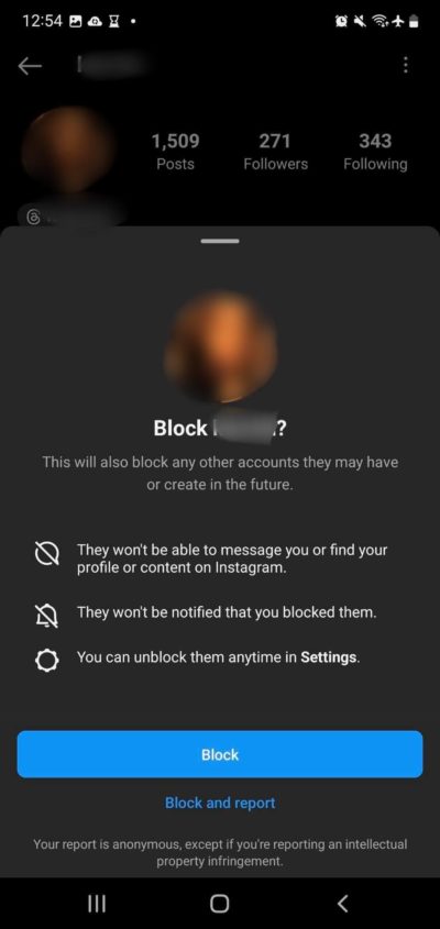 Akun blokir Instagram