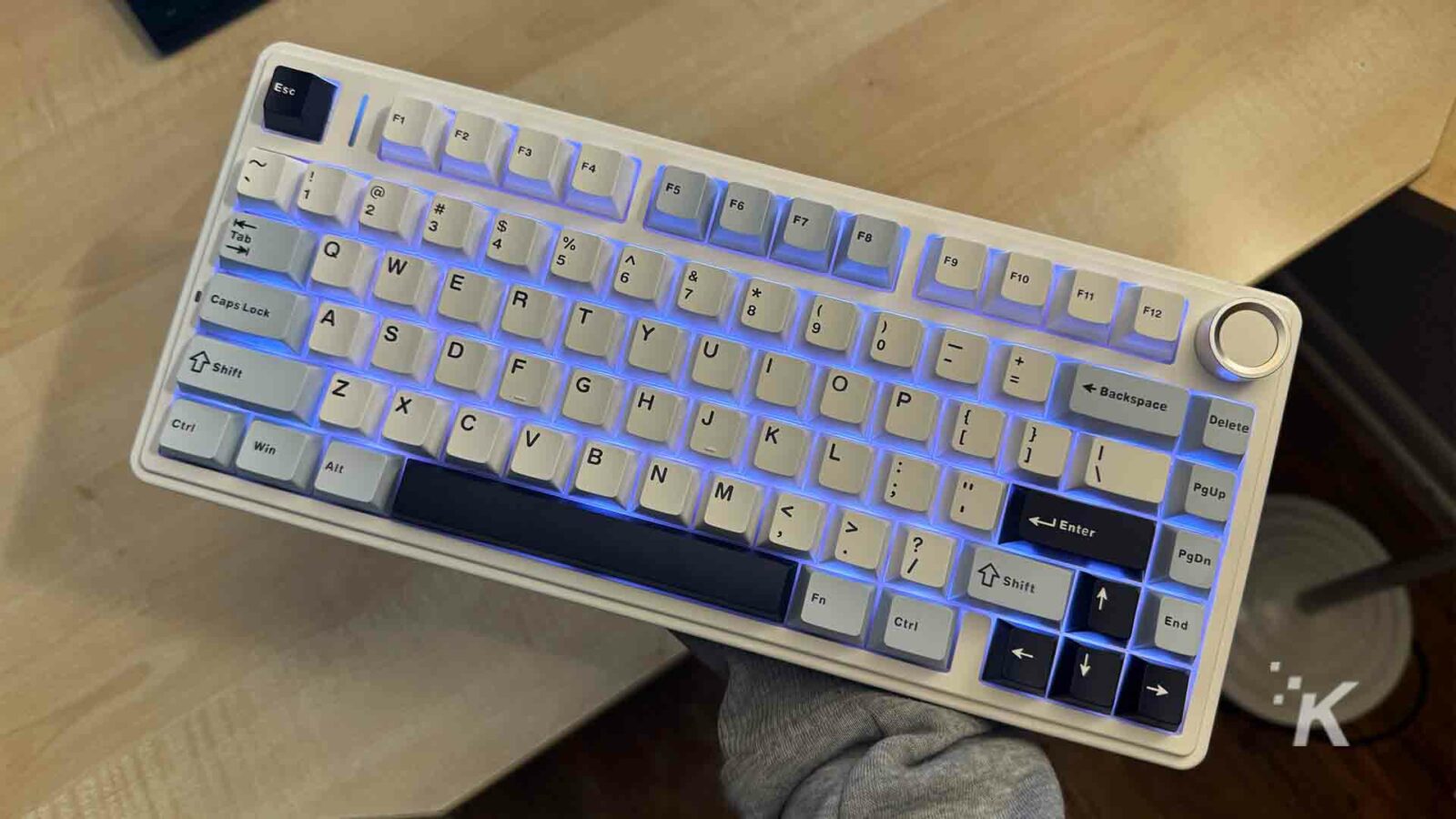 teclado mecanico aula f75