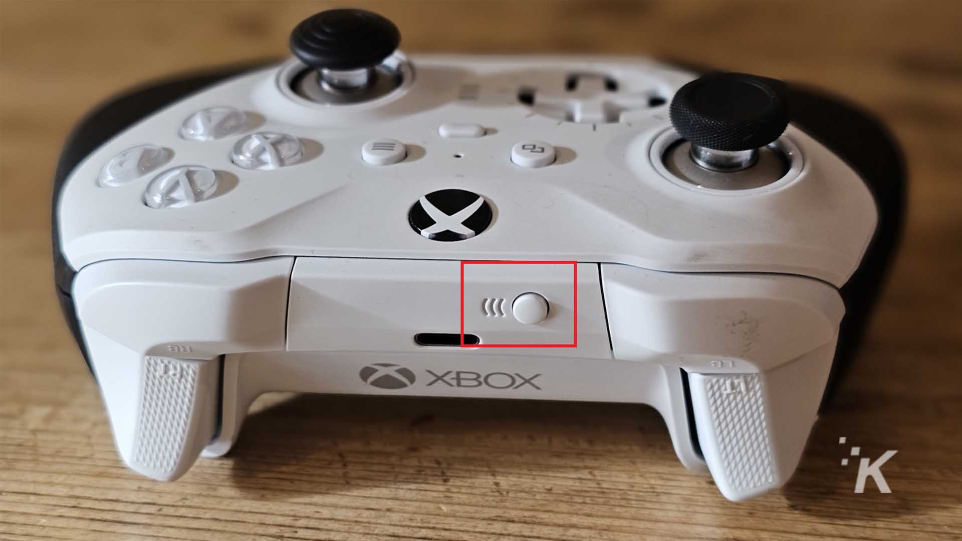 Xbox controller with square showing reset button