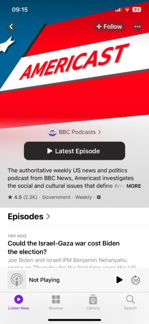 La aplicación Apple Podcasts se abre en la página de listado de Americast