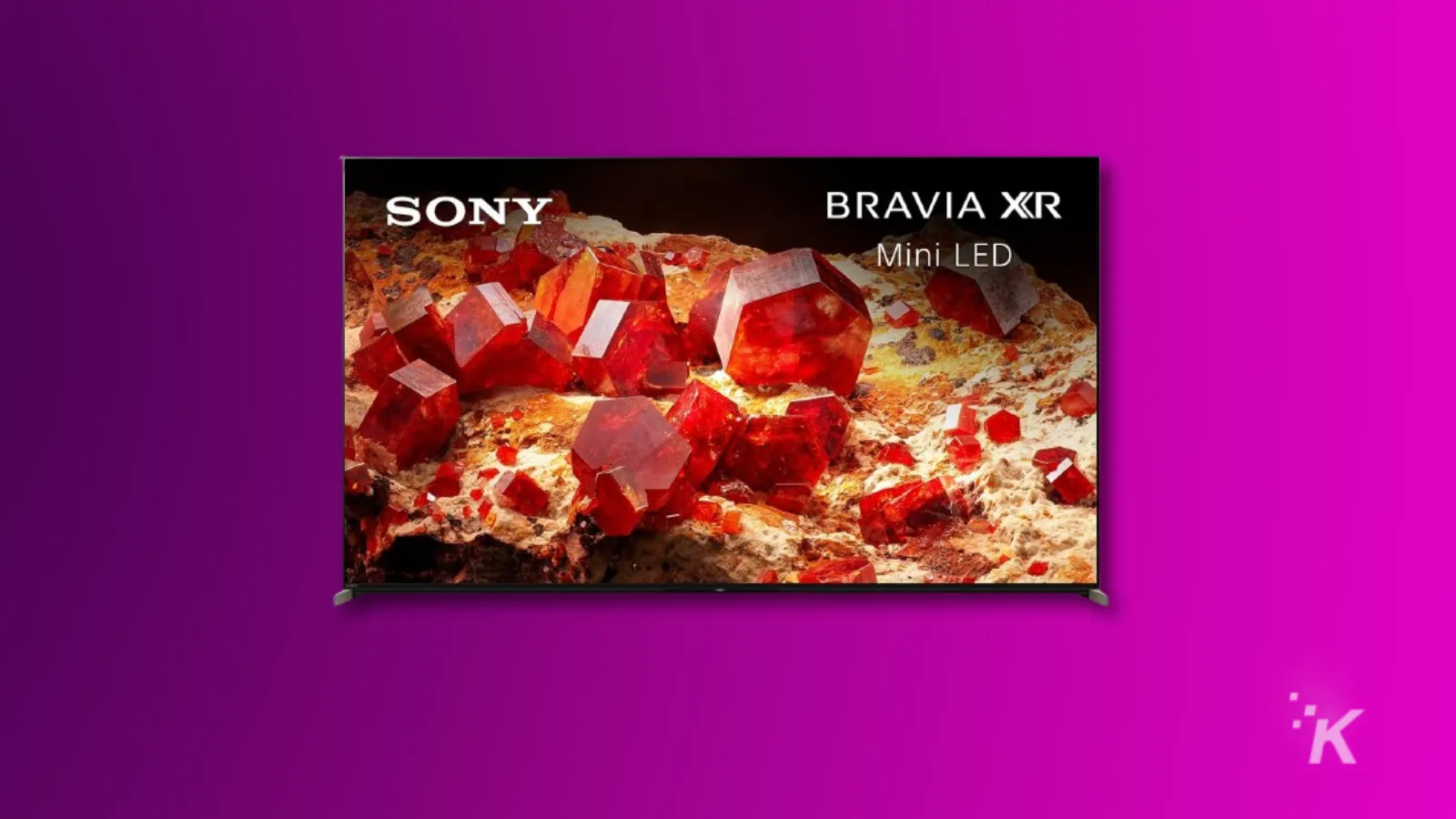 Televizor Sony Bravia XR Mini LED pe fundal violet