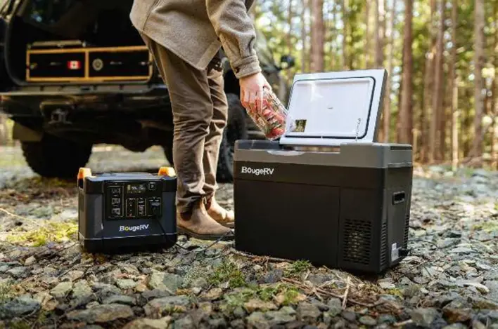 Eleve sua experiência ao ar livre com refrigeradores elétricos e aquecedores de água para camping