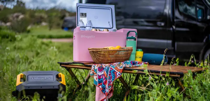 Consejos para usar refrigeradores eléctricos y calentadores de agua para acampar