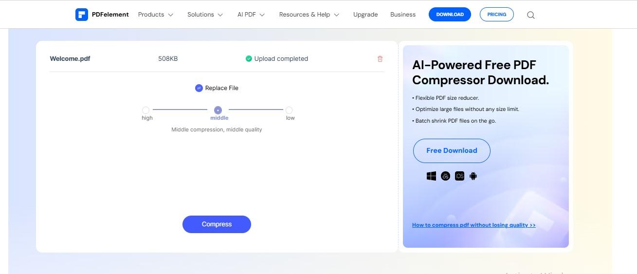 Pagina de descărcare a compresorului PDF gratuit alimentat de AI.