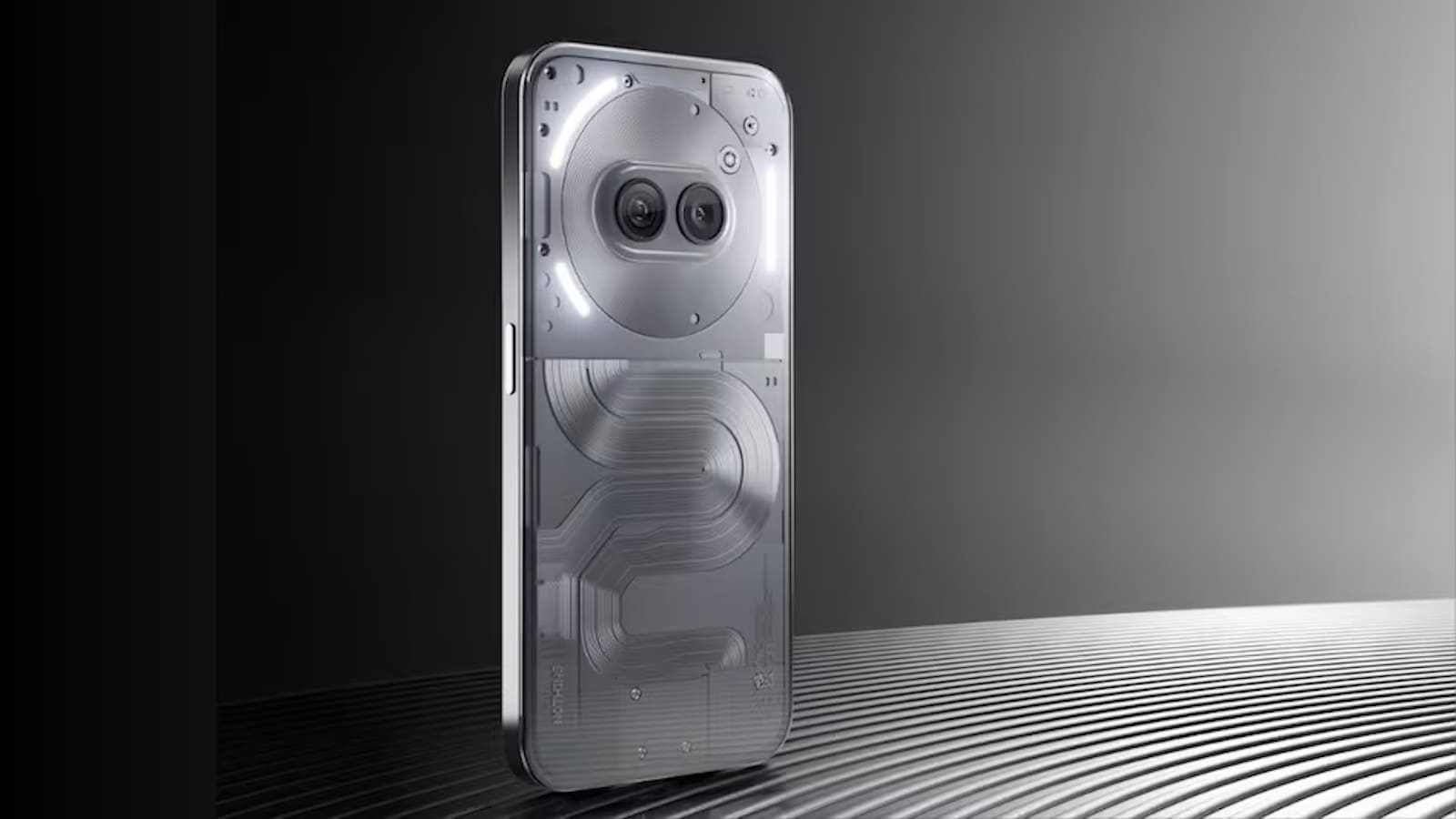 Smartphone futurist cu sistem dual-camera.