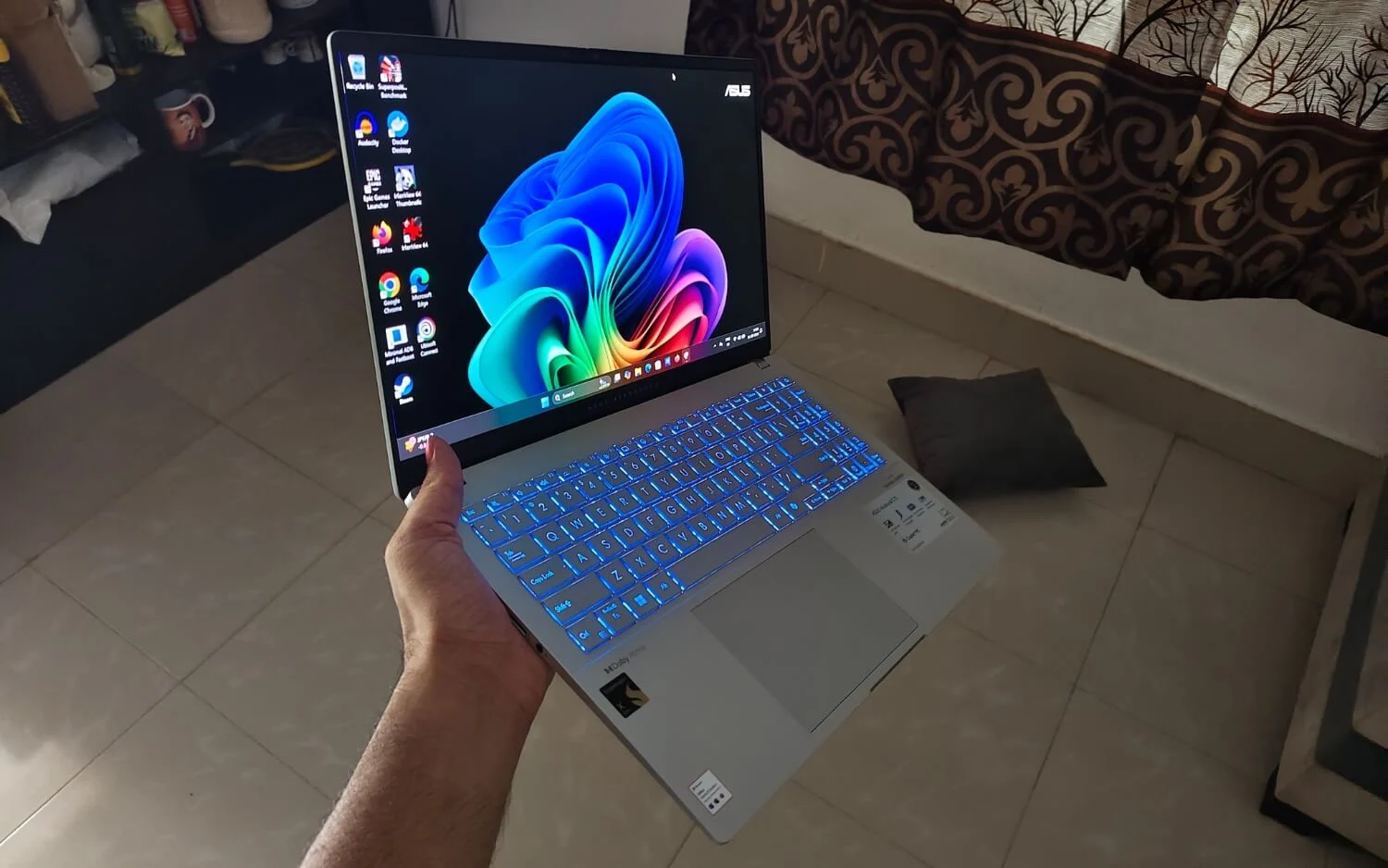 asus vivobook s15 oled laptop