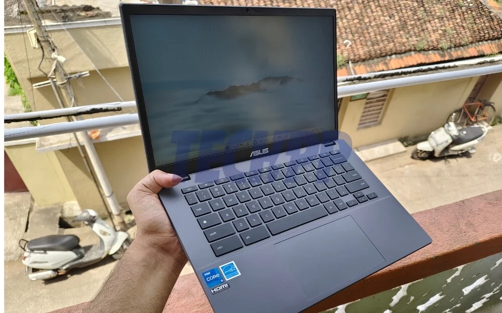 asus chromebook plus cx34 outdoor visibility