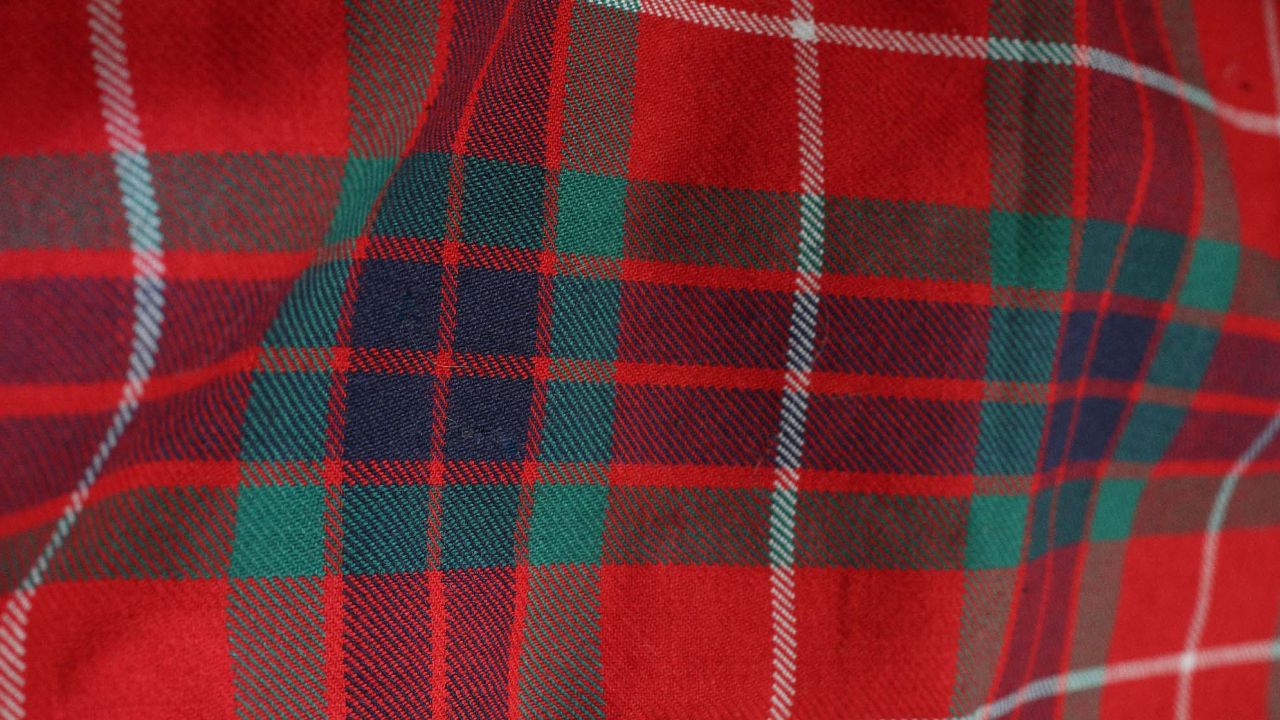 Fraser dari Lovat Tartan: Warisan Skotlandia yang Abadi