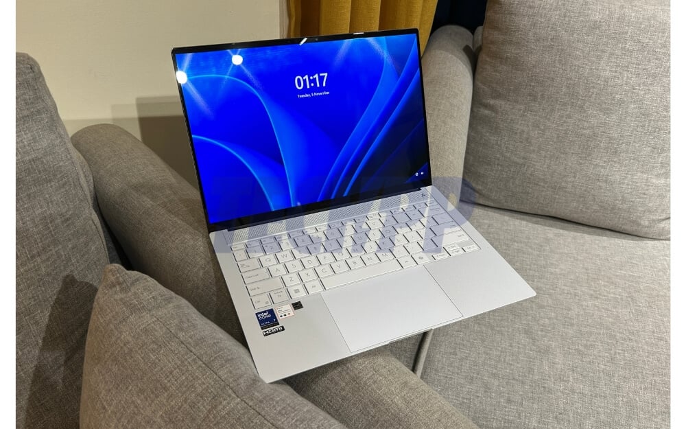 asus vivobook s14 oled design