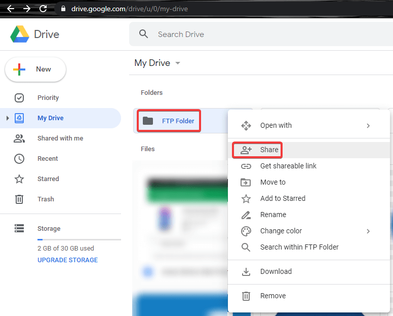 Partajarea fișierelor folosind folderul partajat Google Drive