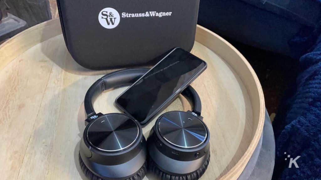 auriculares strauss & warner anc