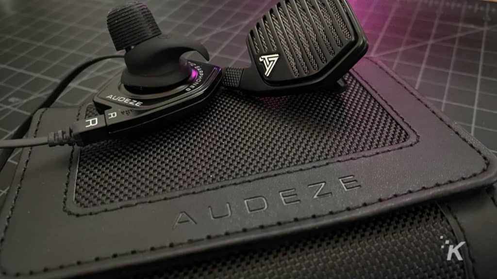 audeze lcdi3 iems