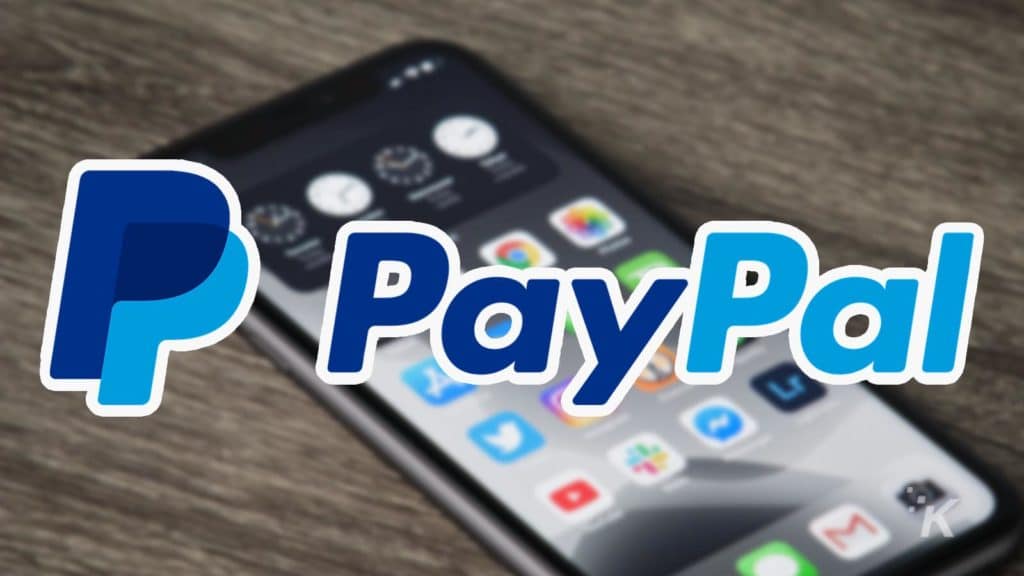 sigla paypal pe fundal neclar