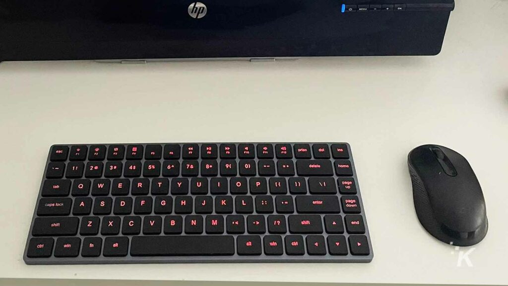 keyboard mekanik vissles