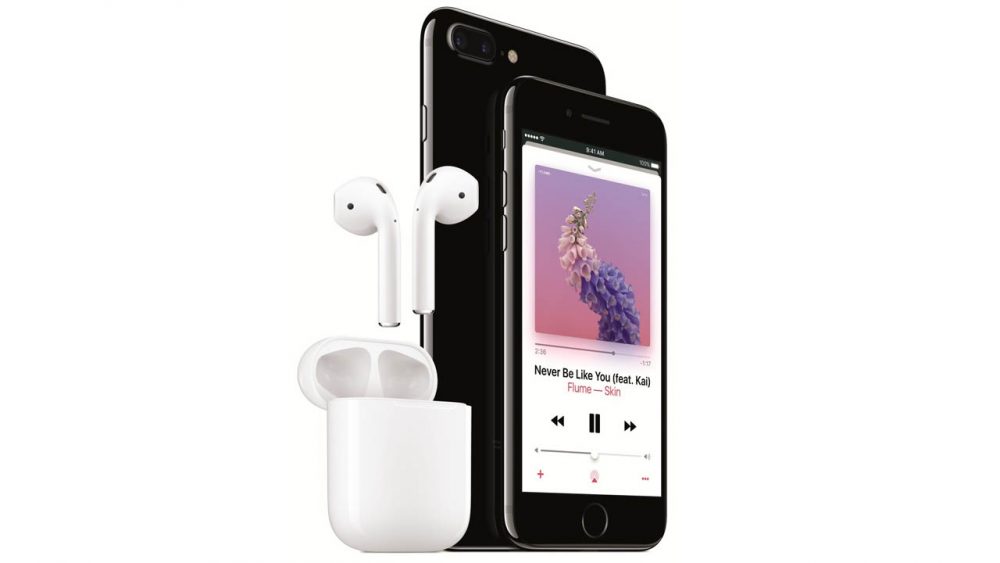 iPhone 7 dengan AirPods, 2016